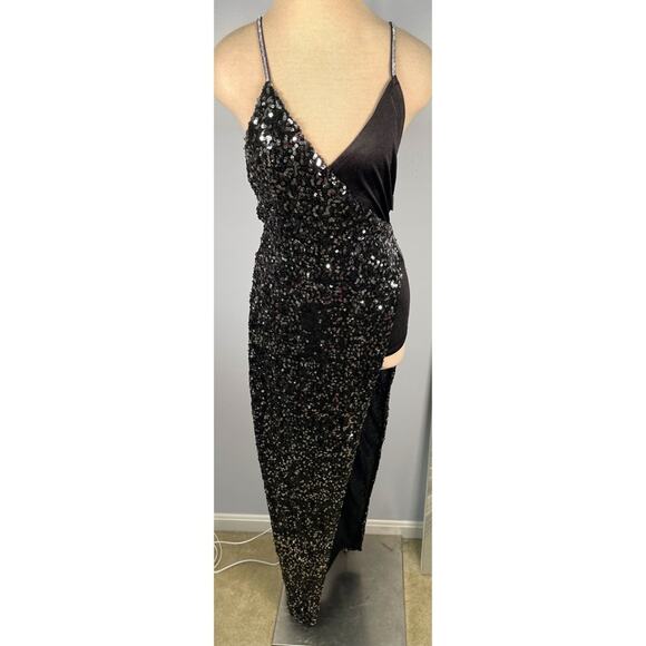 Bronx and Banco Simone Sequin Embellished High Slit Maxi Dress Size Medium - Picture 2 of 8